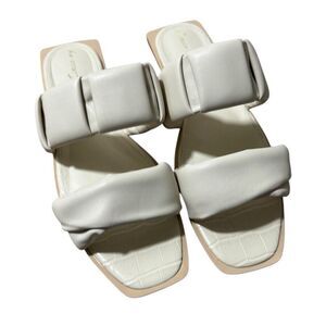 NEW Circus by Sam Edelman Women's Inara Flat‎ Sandal Creme Size 11